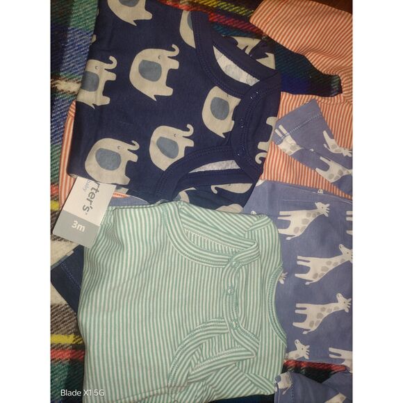 4 Pack Bodysuit Set Long Sleeve Elephants Giraffes or Stripes 3m - Picture 2 of 3